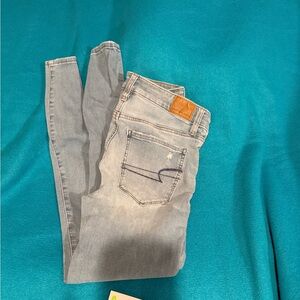 American Eagle Outfitters Light Wash Skinny Jeans